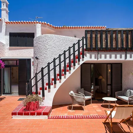 Moradia Tradicional No Centro A 100m Da Casa de Férias