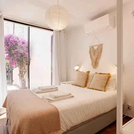 Moradia Tradicional No Centro A 100m Da Vakantiehuis