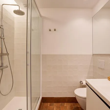 Casa de Férias Moradia Tradicional No Centro A 100m Da