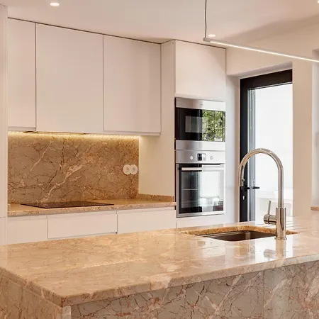 Casa de Férias Moradia Tradicional No Centro A 100m Da