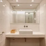 Casa vacanze Moradia Tradicional No Centro A 100m Da *