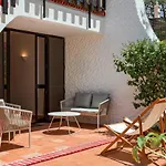 Casa vacanze Moradia Tradicional No Centro A 100m Da *
