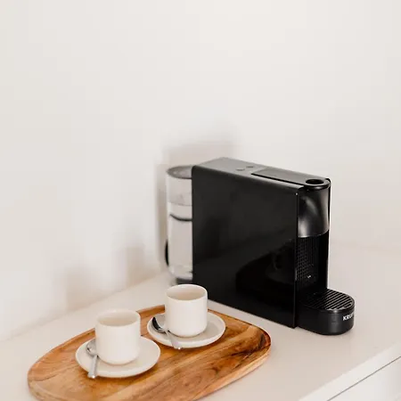 Moradia Tradicional No Centro A 100m Da Monte Gordo