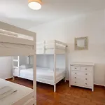 Holiday home Moradia Tradicional No Centro A 100m Da *